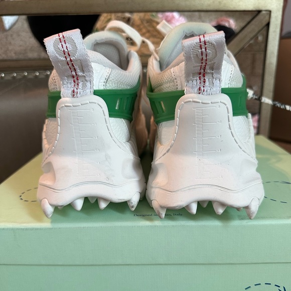Off-White Odsy 100 Sneakers - Picture 4 of 6